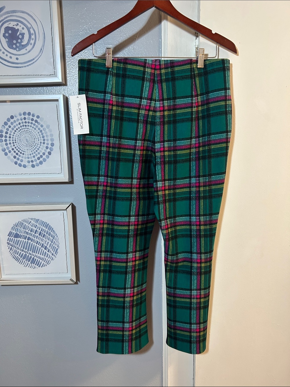 Investments Slim Factor Kick Flare Split Hem Plaid Tartan Pattern Pants Size L - Picture 3 of 7